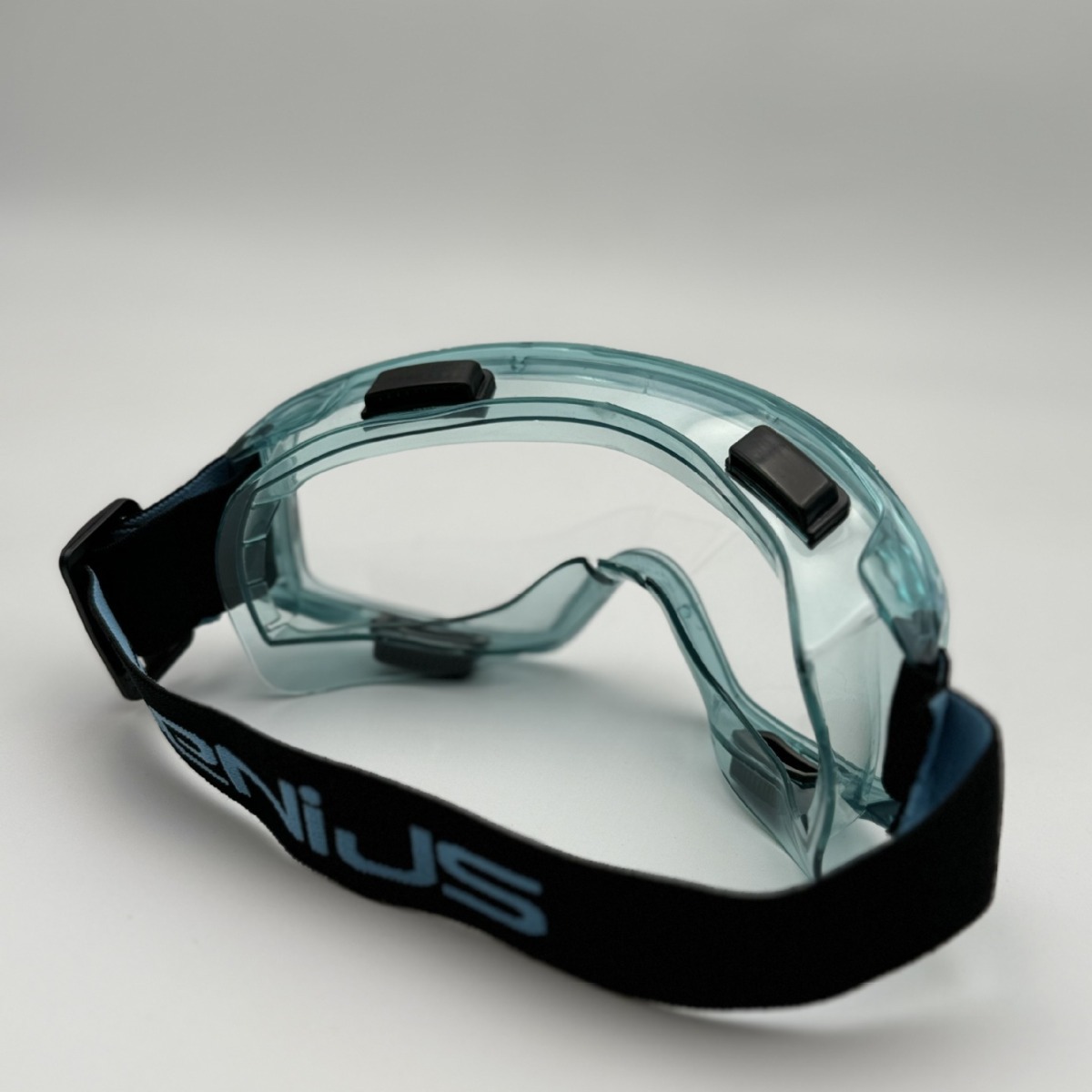 Manufacturer Wholesale Labor Protection Glasses, Large Goggles, Anti-Fog, Anti-Wind and Sand Protective Goggles for Outdoor Use