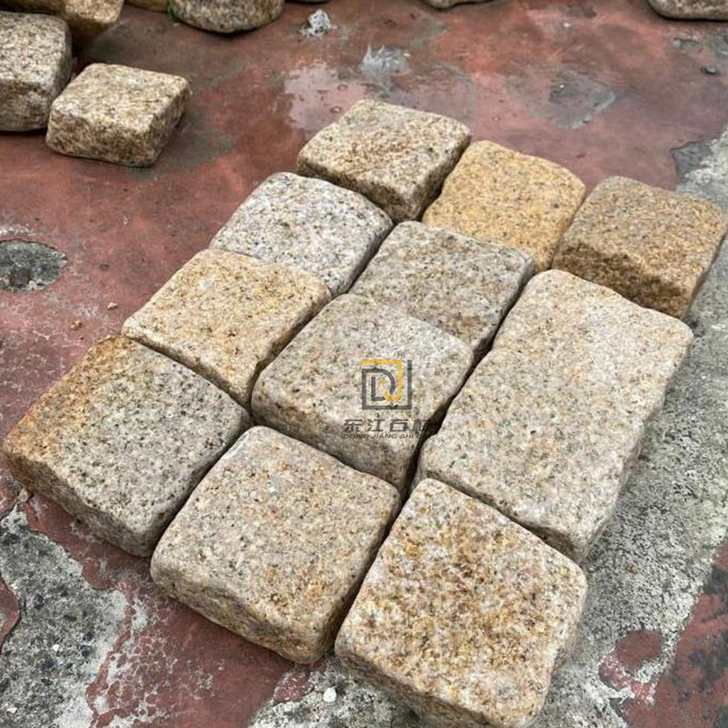 Vegetable Garden Retaining Stone Flower Garden Fence Edge Roadside Stone Edge Flower Bed Courtyard Stone Granite Garden Manufacturer Wholesale