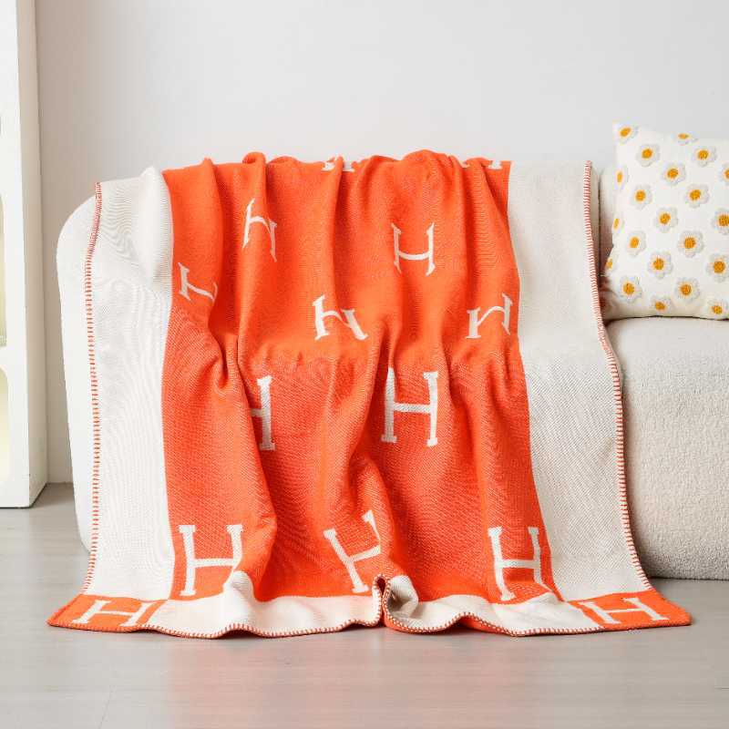 Cross-Border H Blanket Nap Blanket Fleece Blanket Single Blanket Sofa Cover Blanket Office Air Conditioning Blanket Aviation Blanket Flight Blanket