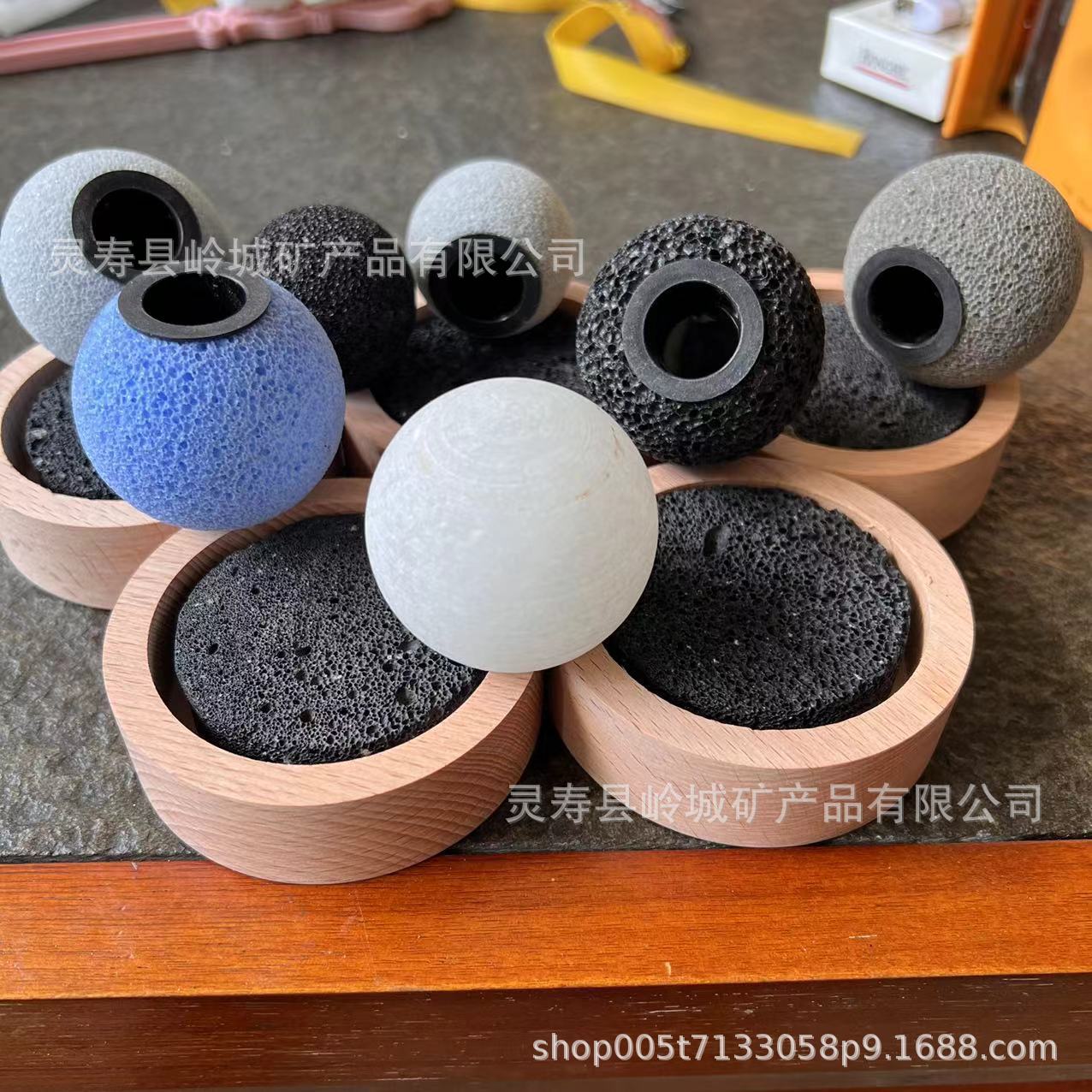 Black Volcanic Rock Aromatherapy Stone Disc Household Bathroom Aromatherapy Stone Diffuser Stone Wooden Box Set Wholesale