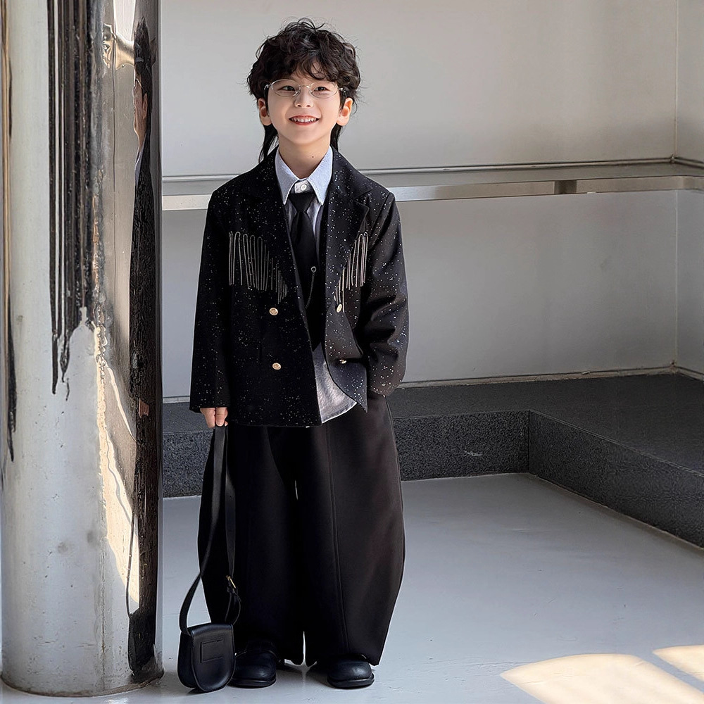 Комплект костюма 2025 года, весна и осень, новый стиль, повседневная рубашка, маленький костюм для детей, модный тренд, дропшиппинг