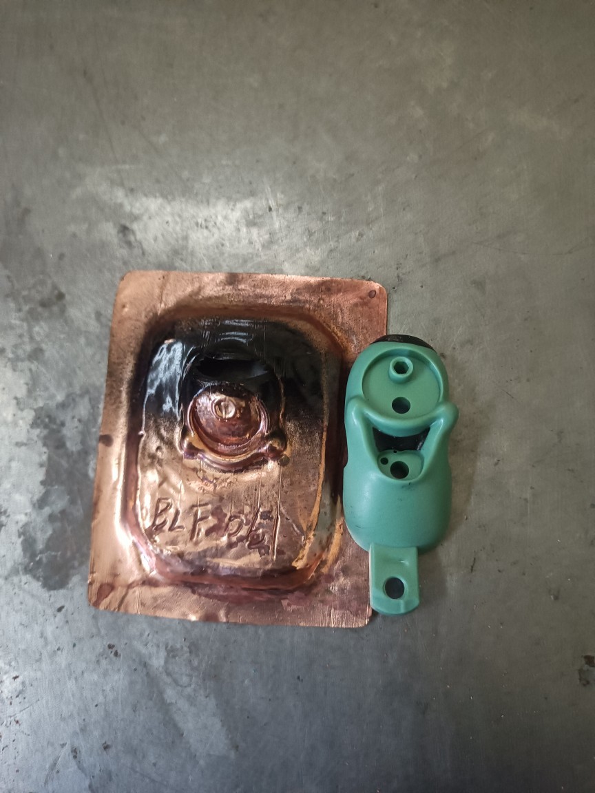 Manufacturer Specializes in Production and Manufacturing, Various Spray Copper Molds, Spray Paint Copper Molds, Masking Film, Edge Mold, Clamp Mold