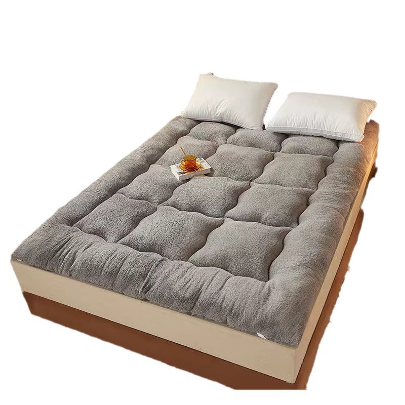 Lamb Fleece Mattress Upholstered Padded Winter Single Student Dormitory Home Tatami Mattress Foldable Cushion