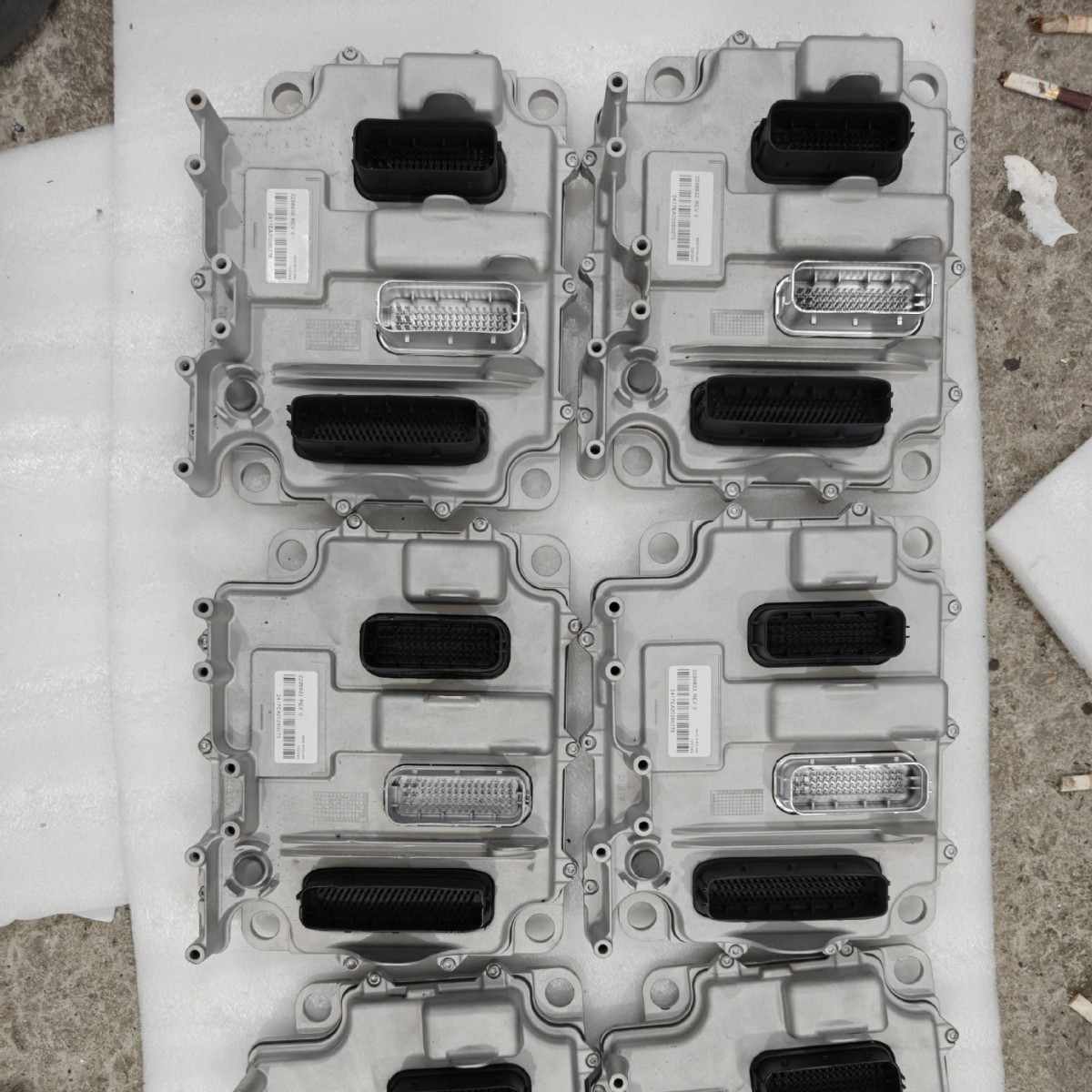 Truck Engine Control Module Ecu or Ecm 2298831 2298832 2298833 Refurbished Part