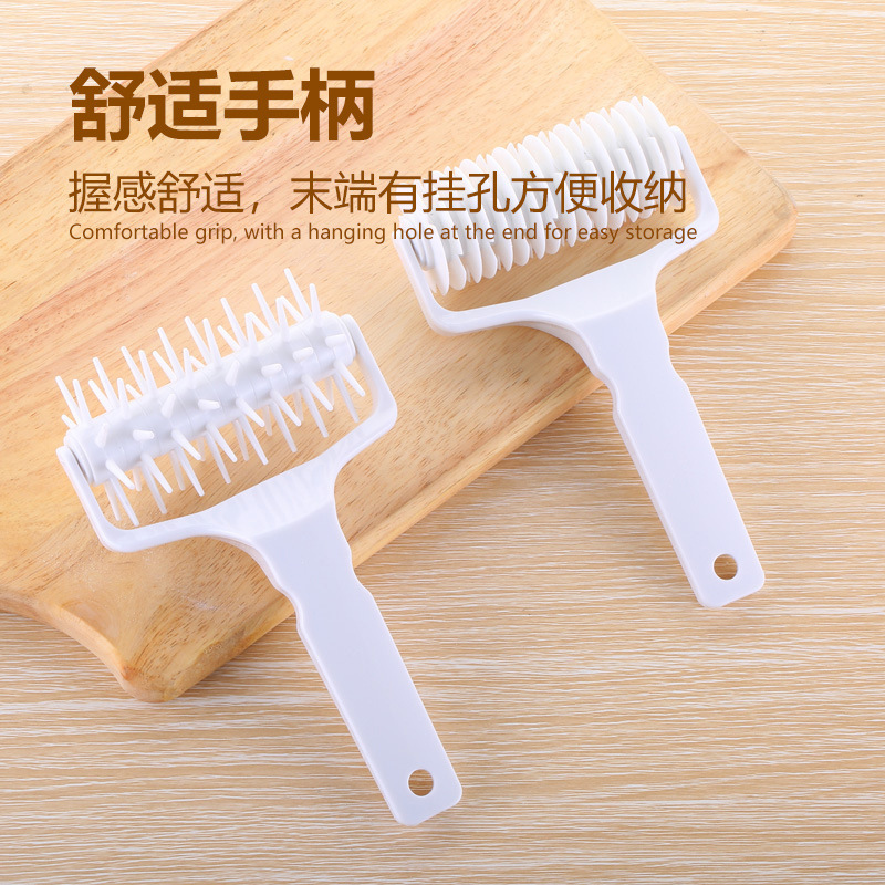 Pizza roller knife dessert roller knife pizza mesh knife plastic pizza cutter pizza wire drawing hob baking tool