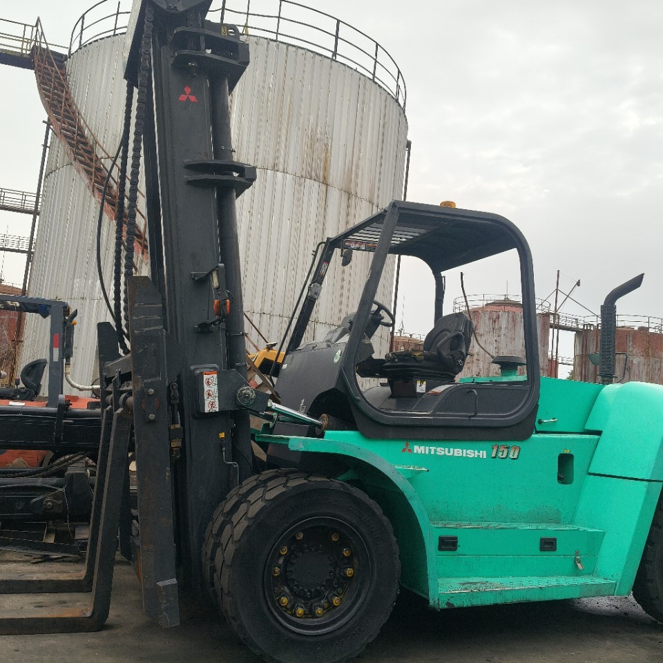 внешняя торговля экспорт Komatsu Toyota Tcm Mitsubishi 3 тонны 5 тонн 10 тонн 15 тонн 25 тонн б/у погрузчик