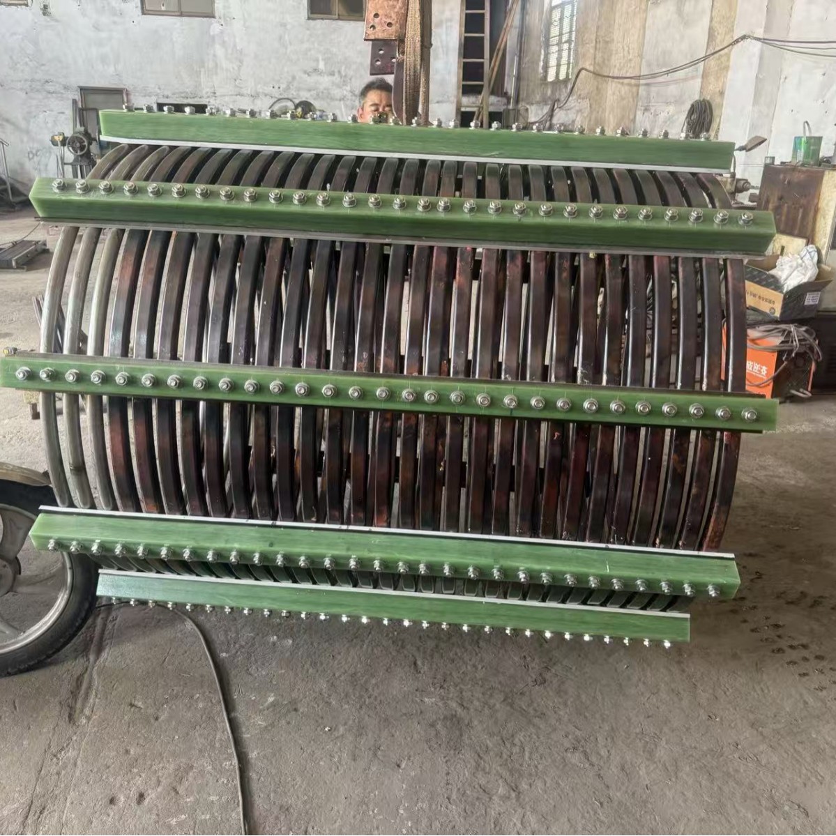 Supply of Medium Frequency Furnace Induction Coil Smelting Vacuum Heating Steel Shell Furnace Aluminum Shell Medium Frequency Furnace Accessories Customization