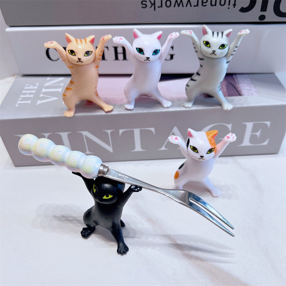 Five-Piece Set of Dancing Cat Figurines, Anime Cat Trendy Toys, Enchanting Cat Twist Cake Figurines