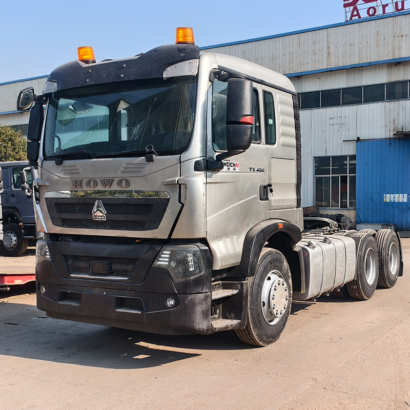Sinotruk Howo Tx Тракторный головной узел, 380 л.с. грузовой транспорт
