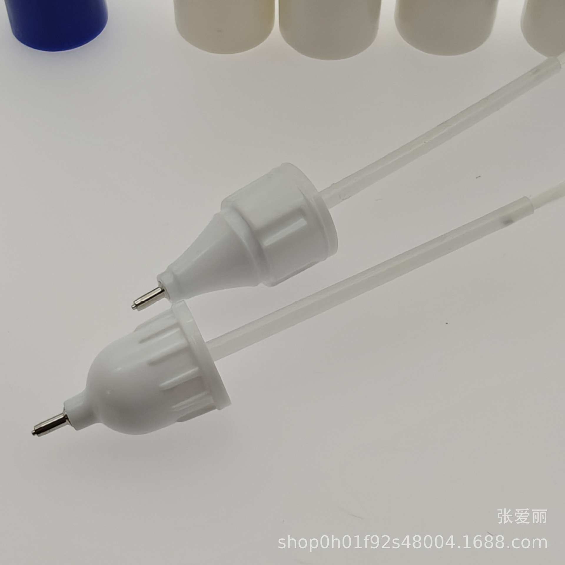 Factory Direct Sales Car Touch-Up Pen Empty Bottle Car Touch-Up Pen Shell Can Be Canned Paint Ink Plastic Bottle