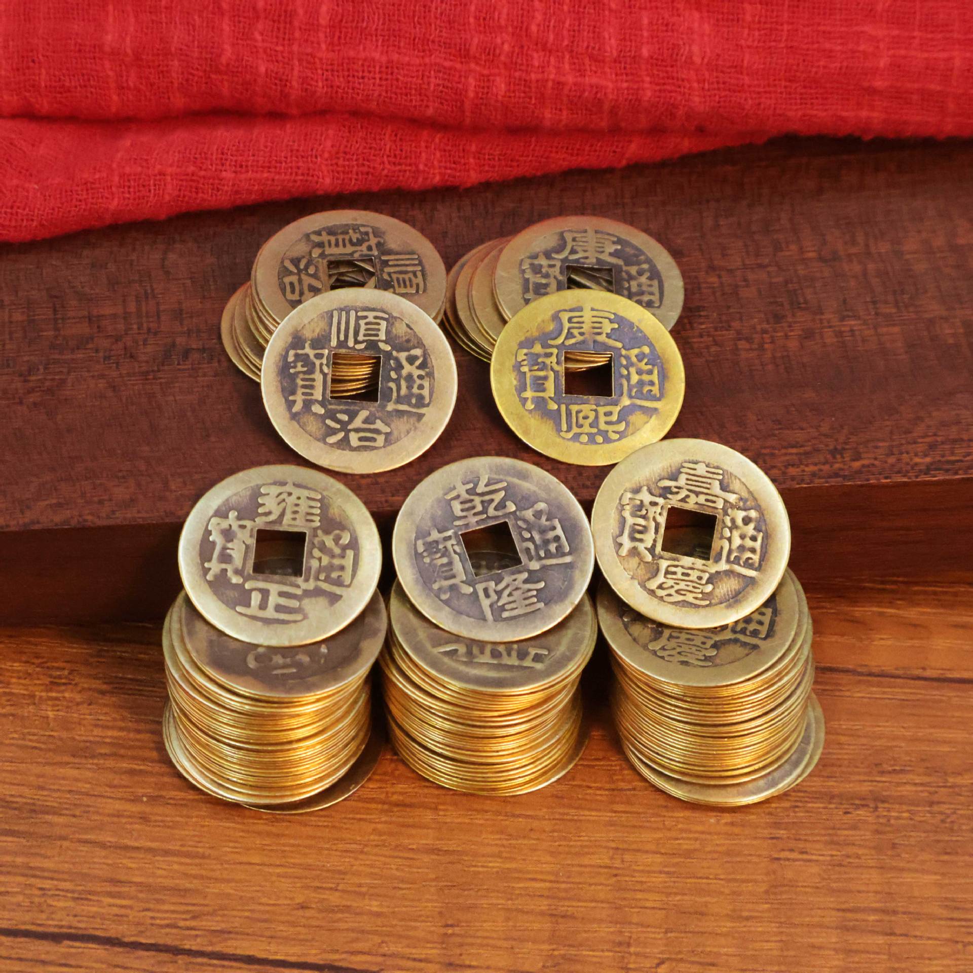 Antique Brass Five Emperors Coins Various Metal Antique Coins Shunzhi Kangxi Yongzheng Qianlong Jiaqing Coins Hanging Ancient Coins