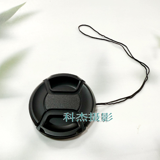 Оптовая продажа высококачественной безсловесной крышки объектива 40.5mm с веревкой против потери