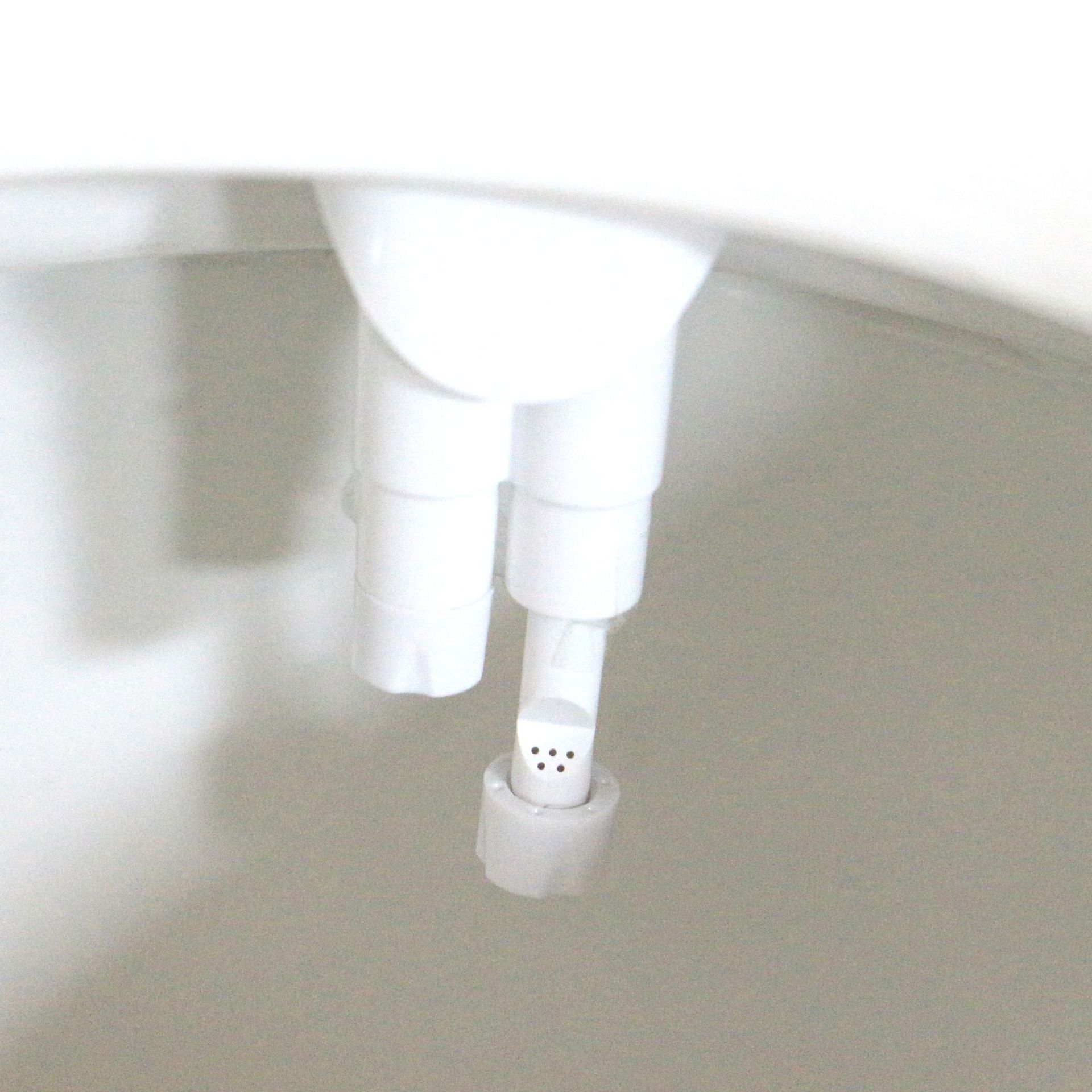 Cross-border simple buttocks washing intelligent single cold double jet toilet lid washer toilet seat cover cleaner