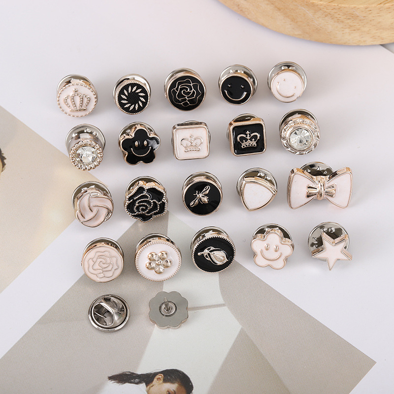 Korean-style detachable anti-exposure buckle shirt seamless decorative chest pin buckle wholesale invisible plastic adjustable nail-free buckle