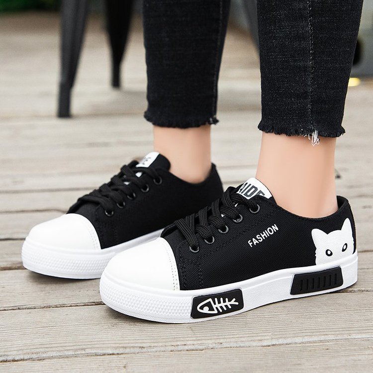 Large Size Canvas Shoes for Women, Casual White Shoes, Kitten Student Shoes, Low-Top Flat Ins Street Fashion Shoes for Women