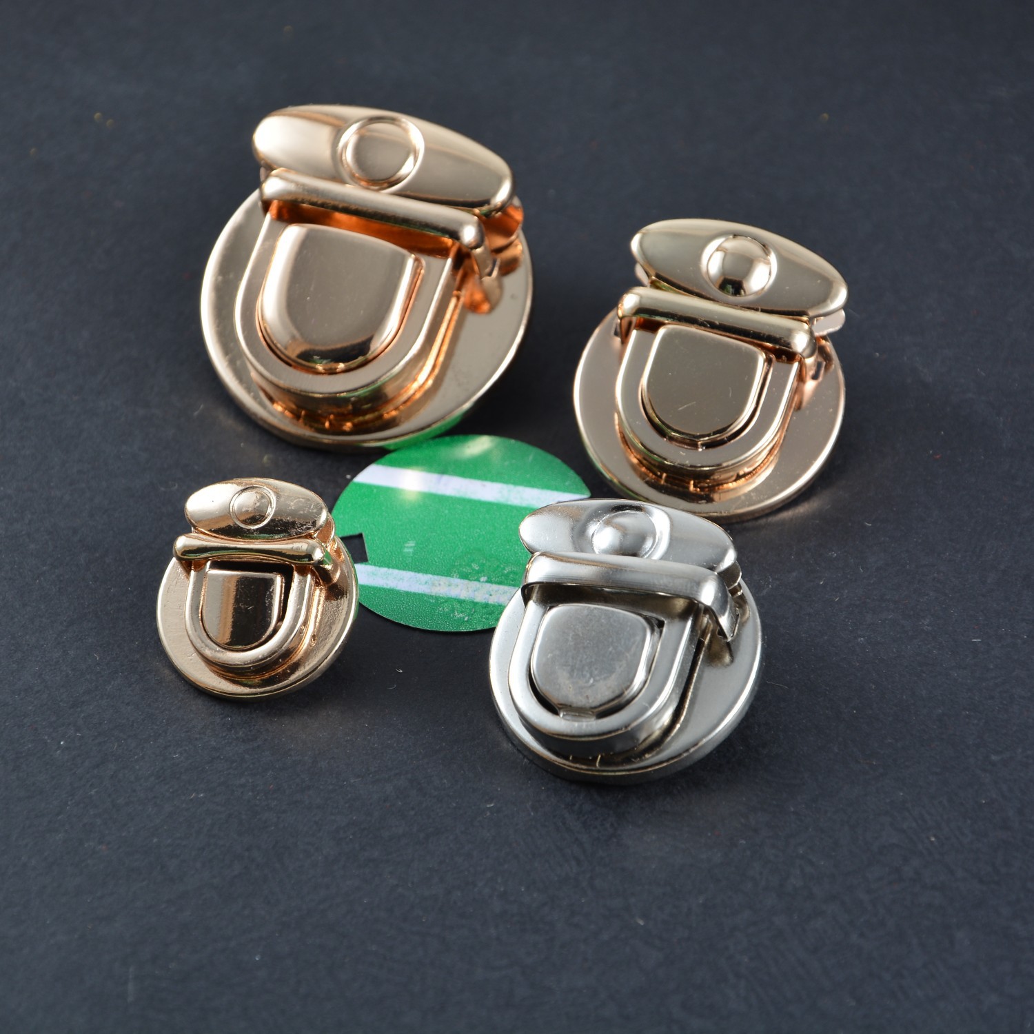 Customized Luggage Hardware Accessories Locks, High-End Bag Twist Locks, Metal Electroplated Packaging Box Turn Locks, Handbag Locks