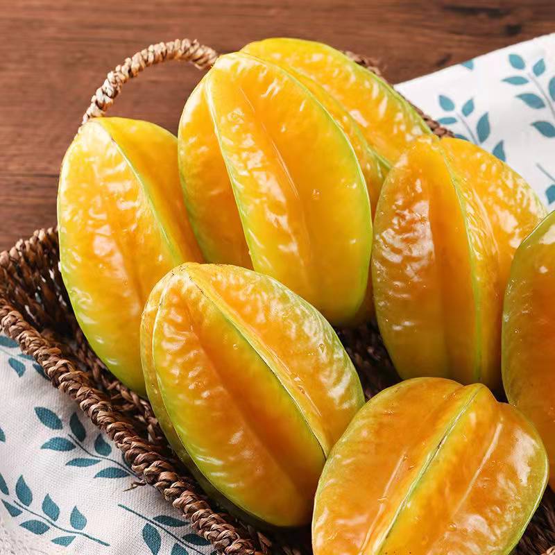 Fresh Seasonal Star Fruit from Zhangzhou, Fujian, Sweet and Juicy, with Sour Plum Powder, Freshly Picked and Shipped Directly