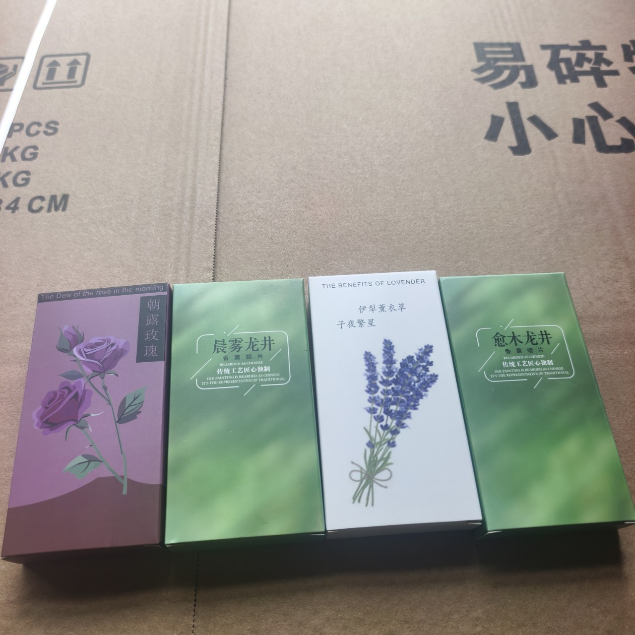 Таблетки для ароматерапии в шкафу, твердые маленькие подвески, освежитель для домашнего шкафа и обувной кабины