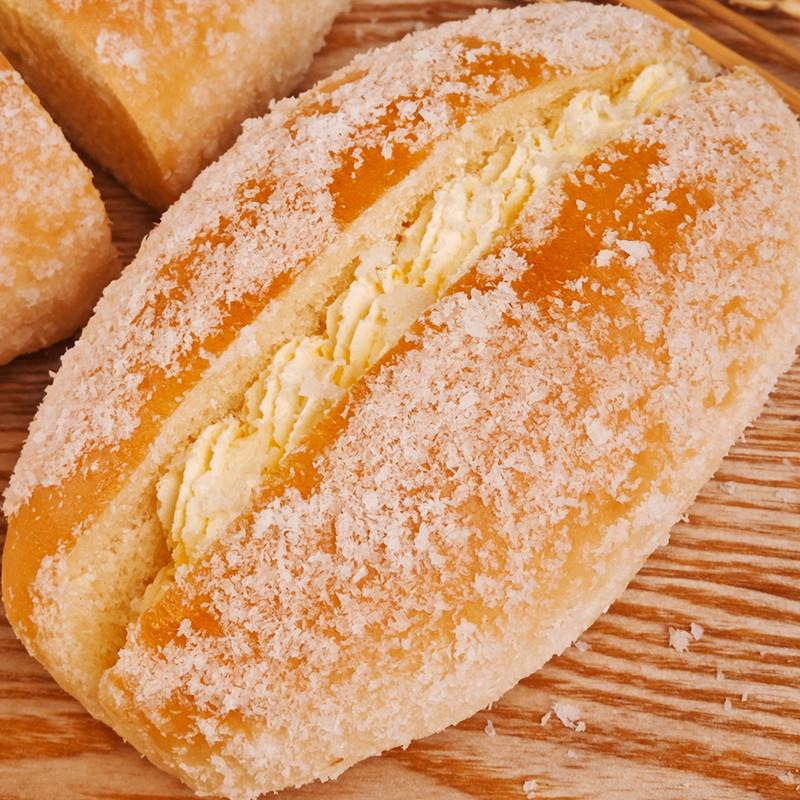 Desiccated coconut cream popped sandwich bread hand-torn cake old-fashioned snacks whole box of nutritious and healthy breakfast snacks