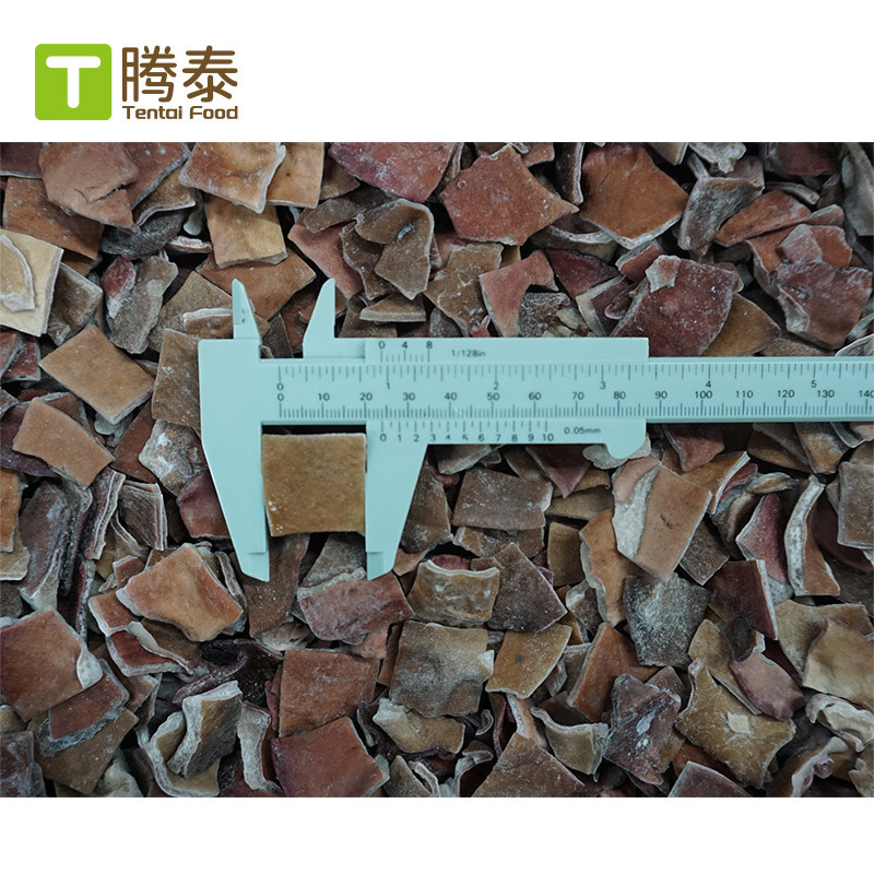 Крупная партия быстро замороженных черных грибов, замороженные блоки черных грибов от завода