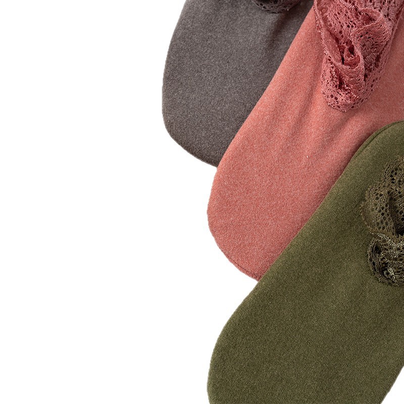Derong Lace Hollow Mid-Calf Low-Cut Socks Silicone Non-Slip Socks for Women in Autumn and Winter Thickened and Warm