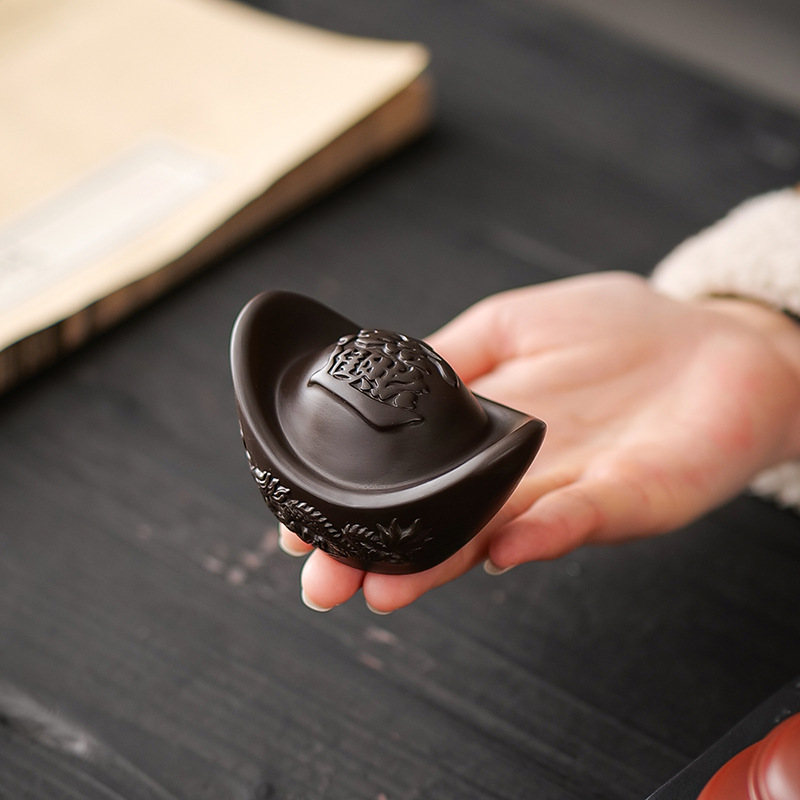 Tea Pet Ornaments Inviting Money Cover Kung Fu Tea Set Purple Sand Accessories Zhu Ni Guanyin Hand Cover Funnel to Make Tea Tea