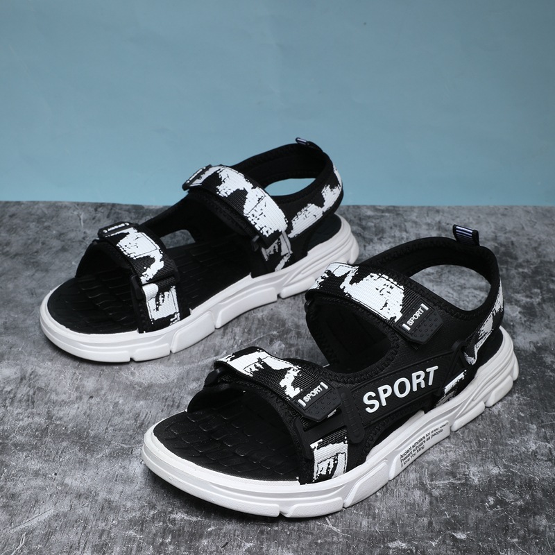 Sandals men's new fashion sports leisure dual-purpose slippers driving non-slip outdoor 39-45 yards