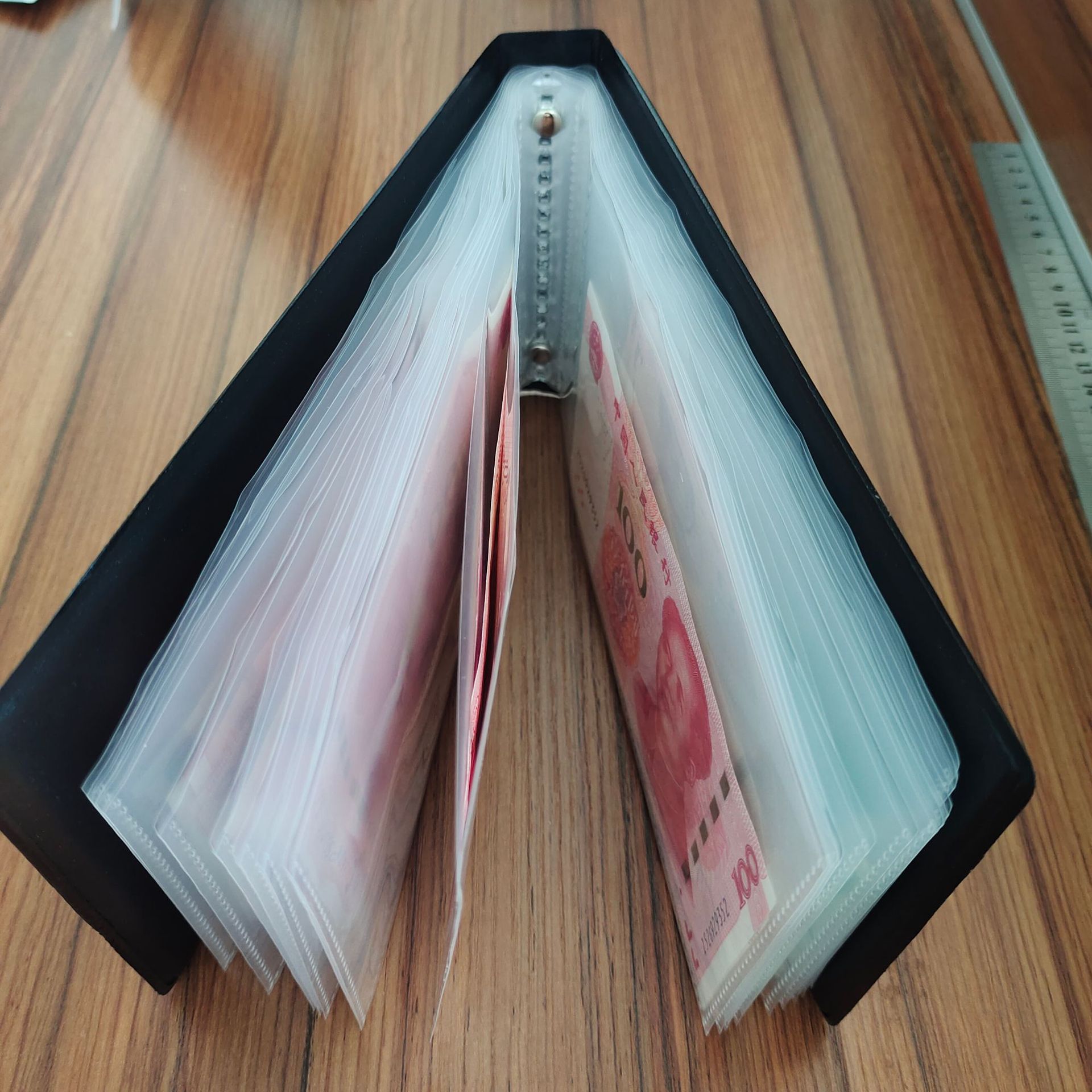 40-Page Banknote and Commemorative Coin Collection Album, Commemorative Currency Collection Book, Coin Protection Album with 40 Slots, English Version Storage