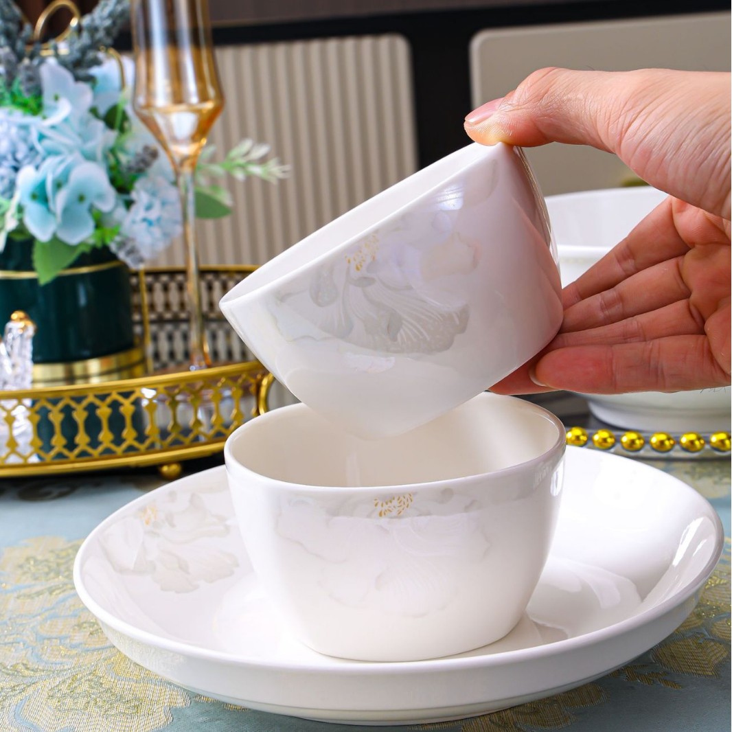 Real Estate Opening Gifts, Practical Ceramic Tableware Set with Bowls, Chopsticks, and Spoons, Souvenirs, Wholesale Gift Boxes for Bank and Real Estate Events