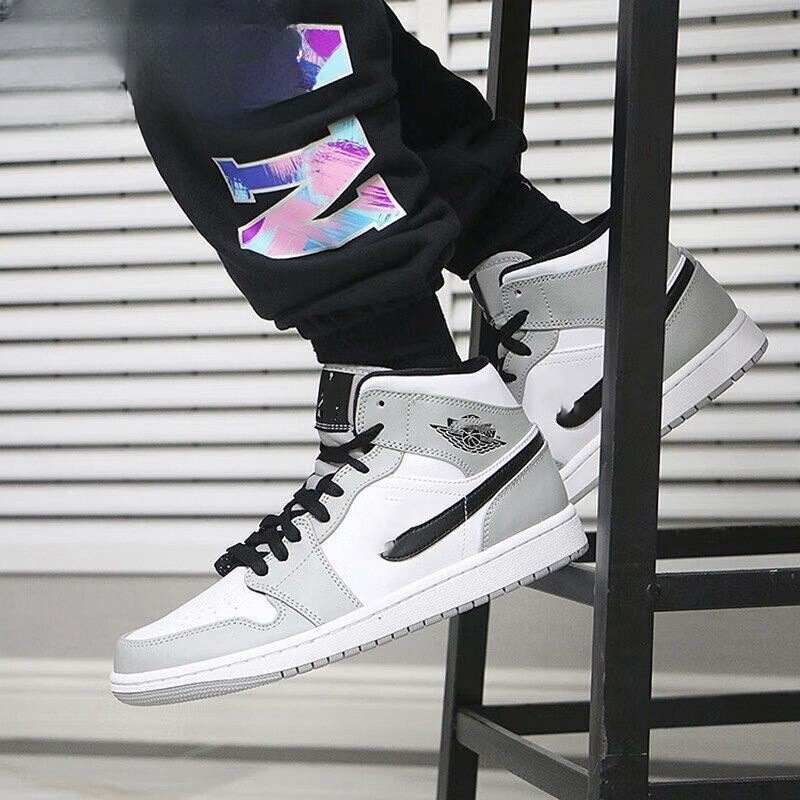 2025 New Aj1 Mid-Top Basketball Shoes Mid Black and White Panda Cross-Border Dropshipping Men's and Women's Same Style Sports Shoes Pure Original