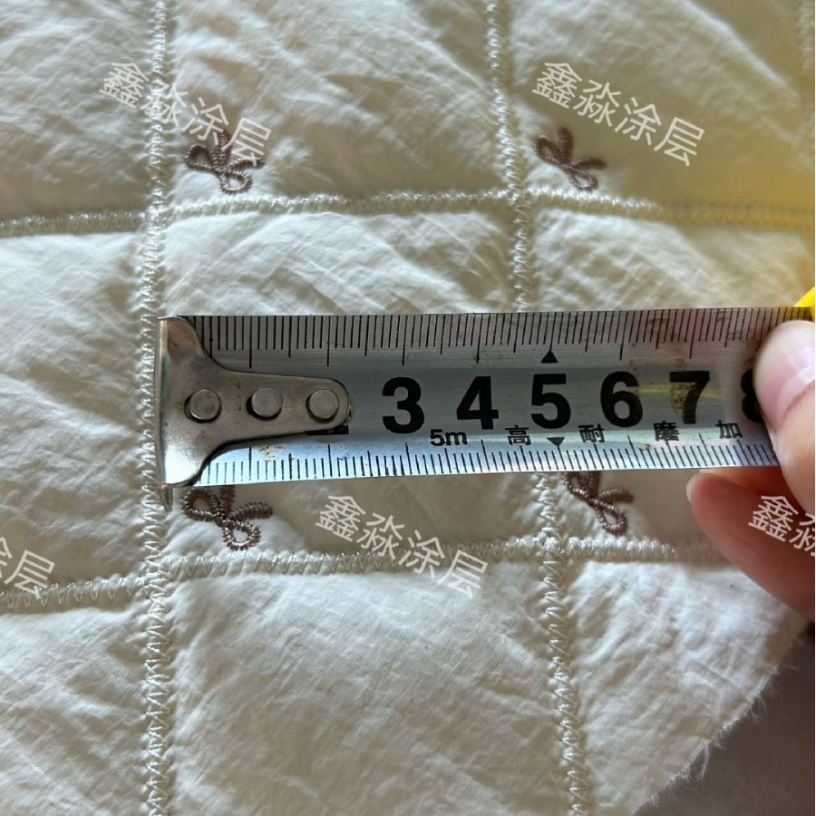 Wholesale Double-Line Encrypted Diamond-Pattern Fabric with Small Bowknots for Autumn and Winter Quilting, Fabric for Bags and Clothing Manufacturers