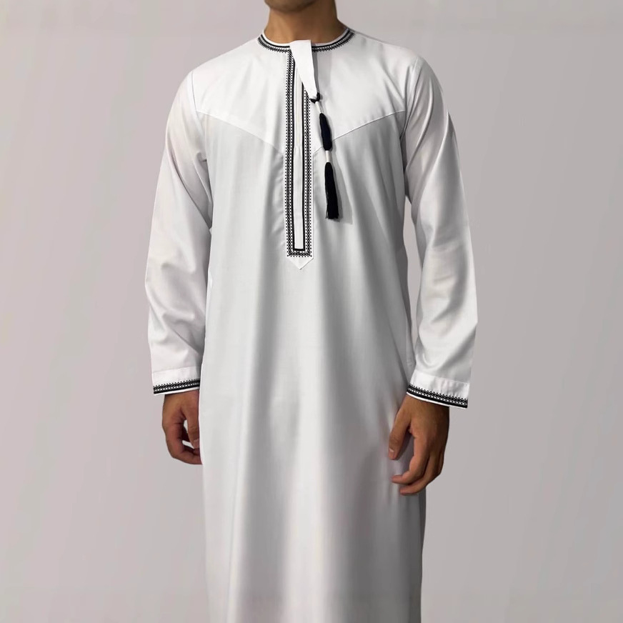 Cross-border New in stock Solid Color Round Neck Embroidery Coarse Spike Omani Robe Arabian Saudi Arabian Men's Long Sleeve Robe