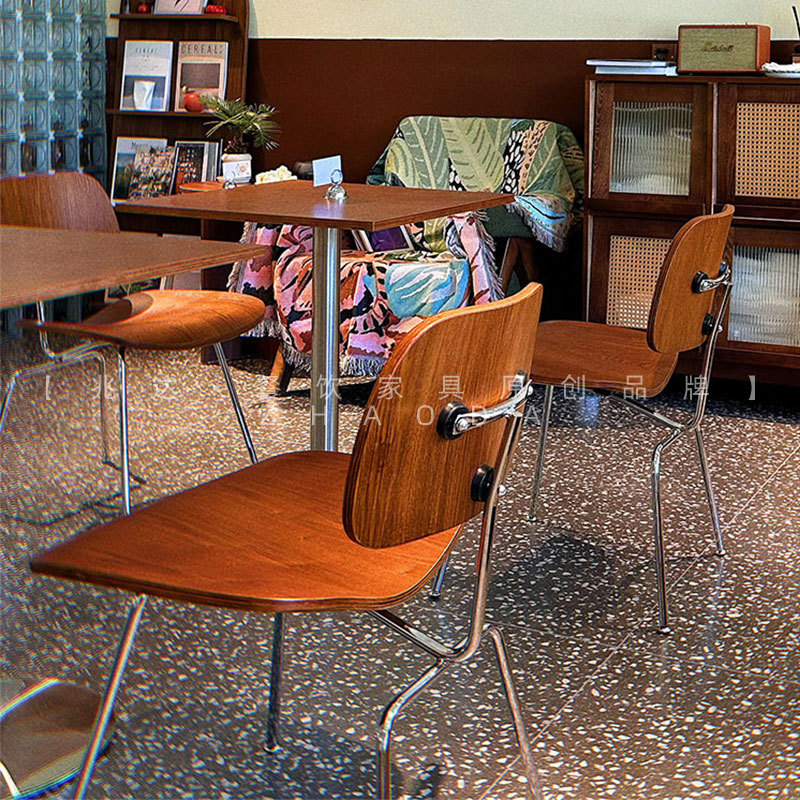 Simple Log Style Cafe Dining Table Ocean Board Western Restaurant Walnut Color Square Table Round Table Stainless Steel Table Chair