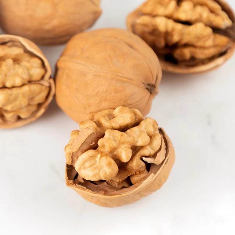 Aksu 185 Paper-Skinned Walnuts, Xinjiang Walnuts, Thin-Skinned New Goods, Original Raw Walnuts, Hand-Peeled Paper-Skinned Walnuts, Delivery
