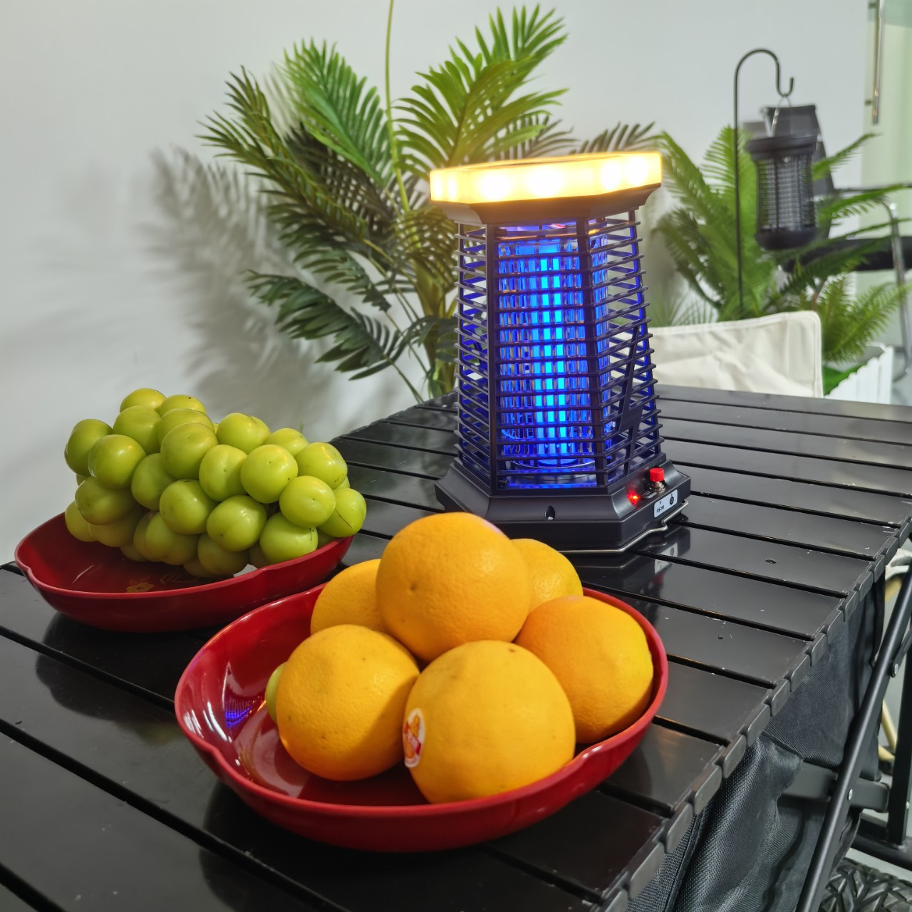Lingtuo's New Solar Mosquito Killer Lamp + Camping Lamp + Lawn Lamp Three-In-One USB Rechargeable Mosquito Killer and Repellent Lamp