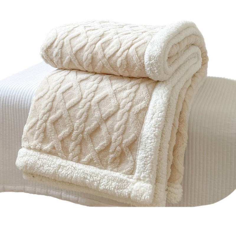 New Doudou Coral Velvet Blanket Quilt Lunch Break Blanket Small Air-Conditioned Blanket Nap Sofa Blanket Office Blanket