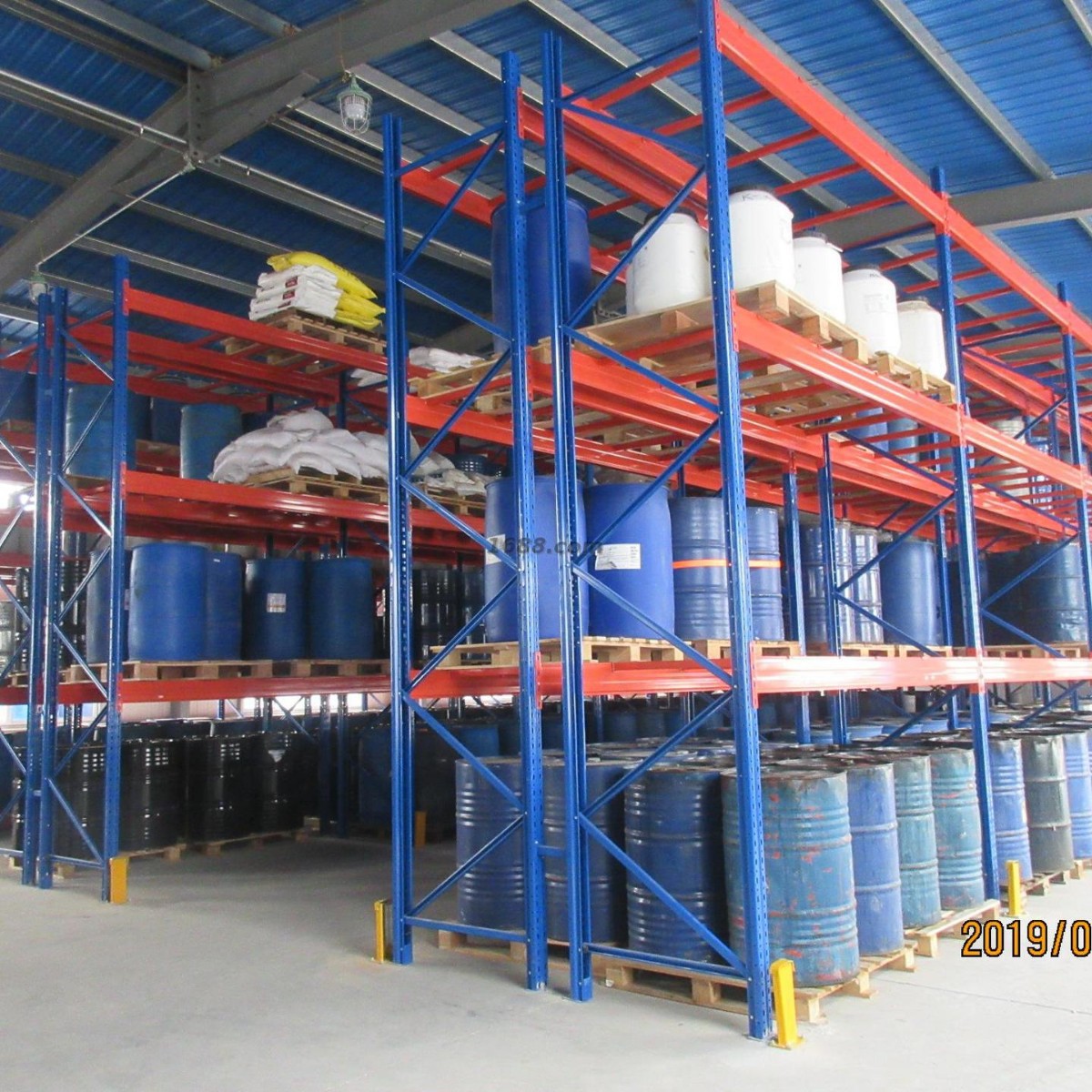 Factory Direct Supply of Water-Based Softening Oil, Water-Based Grease, Leather Greasing, Retanning, Shoe Leather, Bag Leather
