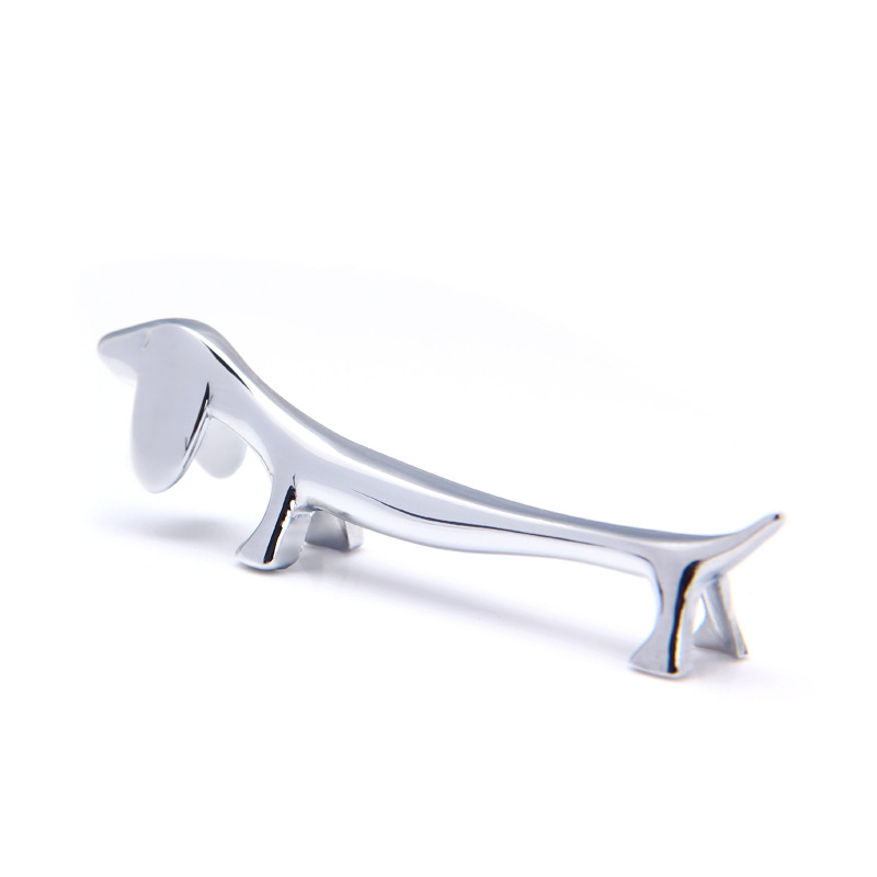 Factory direct stainless steel chopstick holder metal dog animal chopstick holder in stock supply Japanese chopstick holder