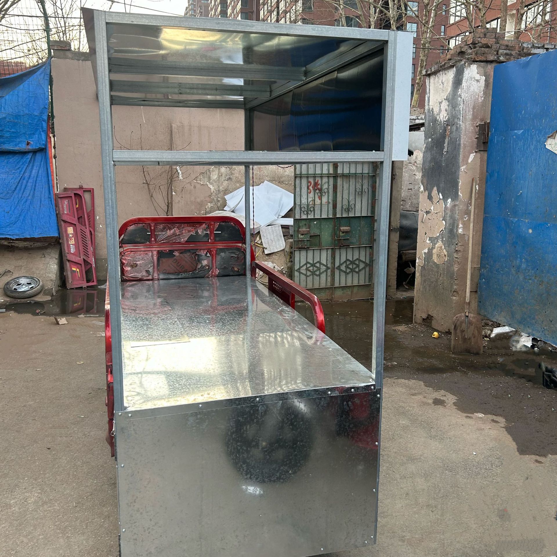 Cheap Sale of Cost-Effective Second-Hand Tricycles, Fully Functional for Cargo Transportation and Stall Setting Power Saving and Durable