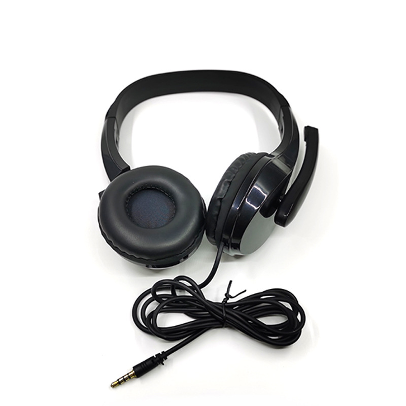 Cross-border 688 headset wired folding electric piano sports gift game mobile phone headset wholesale foreign trade