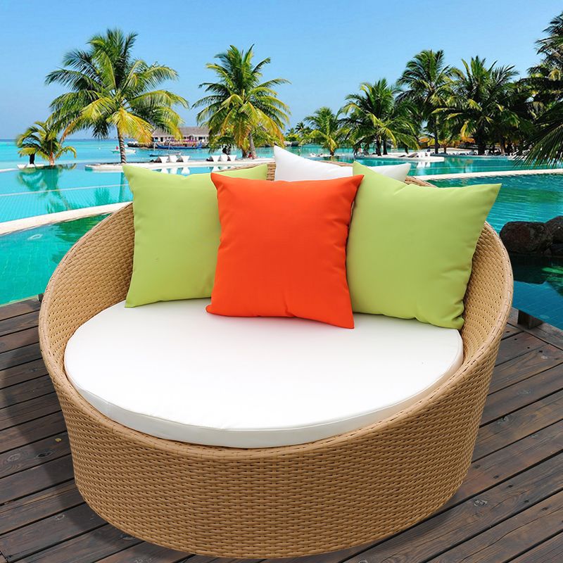 Outdoor Furniture Garden Courtyard Rattan Large Round Bed Open-Air Balcony Creative Bed Lounge Chair Lazy Leisure Sofa Bed