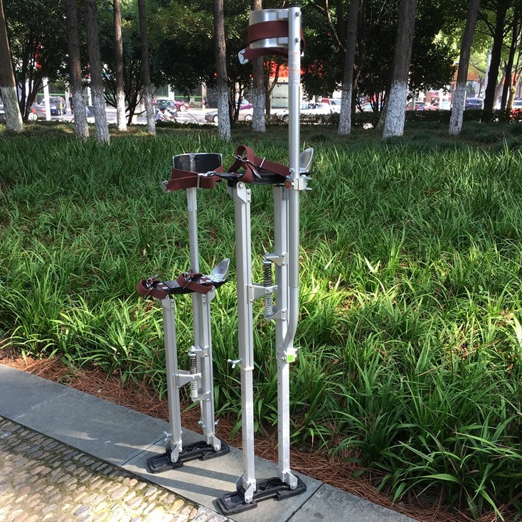 Алюминиевые ходули для клоунских выступлений и декораций