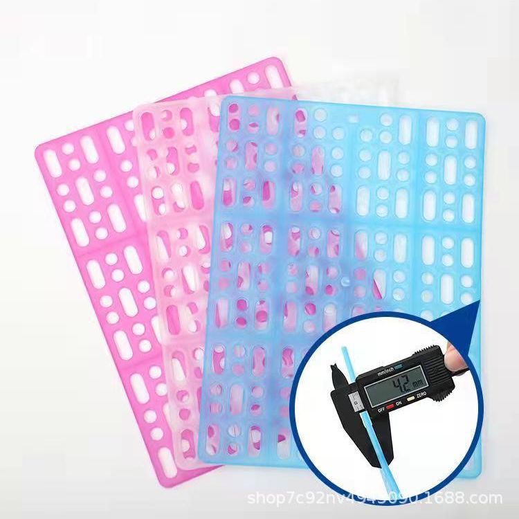 Factory direct cage foot pad plastic mesh Dutch pig Totoro guinea pig foot pad easy to clean pet health pad