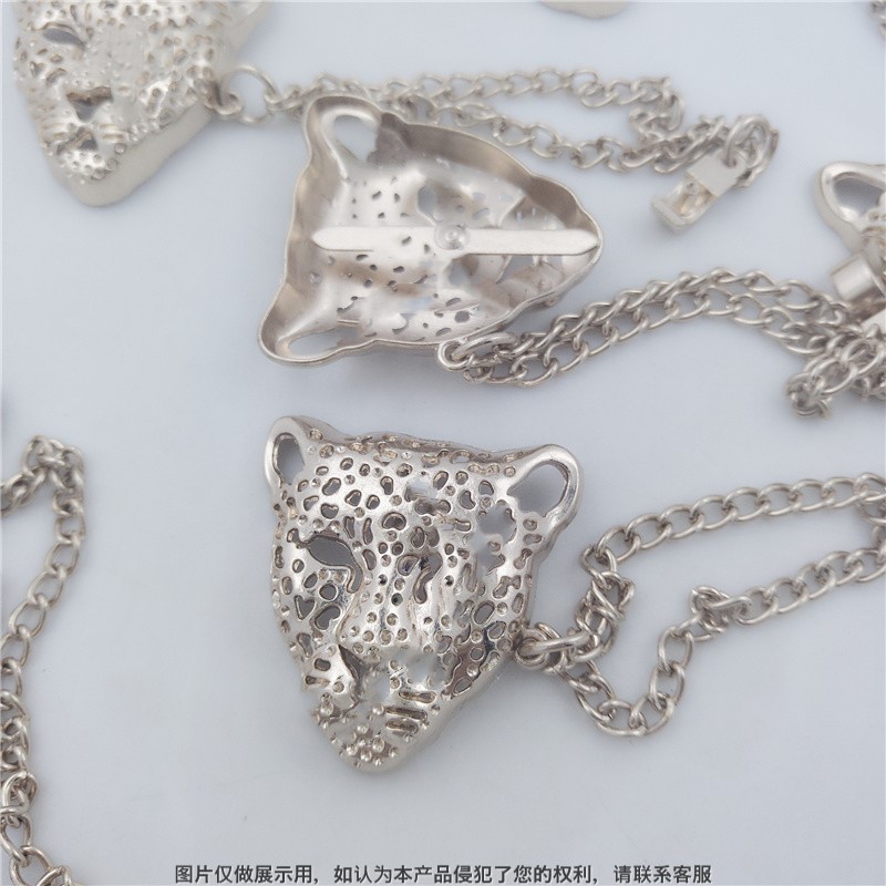 Fashion Boots Light Gold Cut Out Leopard Head with Chain Decoration New Women's Shoes Hardware Label Creative DIY Accessories