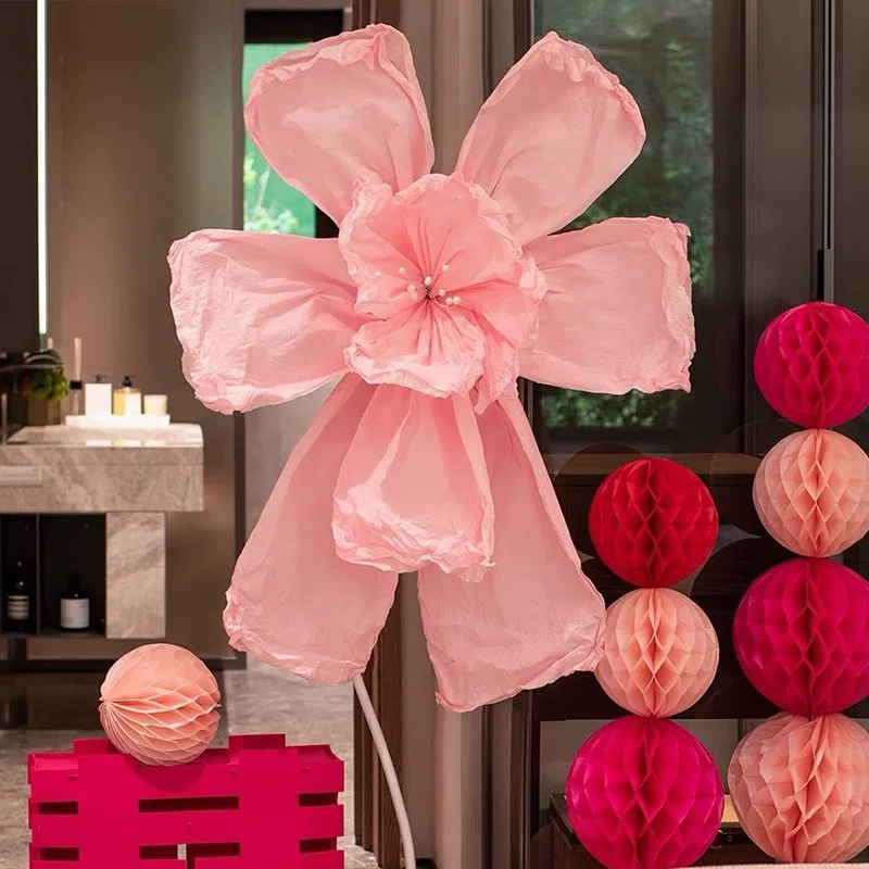 Wedding Room Decoration, Oversized Paper Kite Flowers, Dressing Gown Photo Background Decoration, Pleated Floral Art, Wedding Ornaments, Paper Flowers