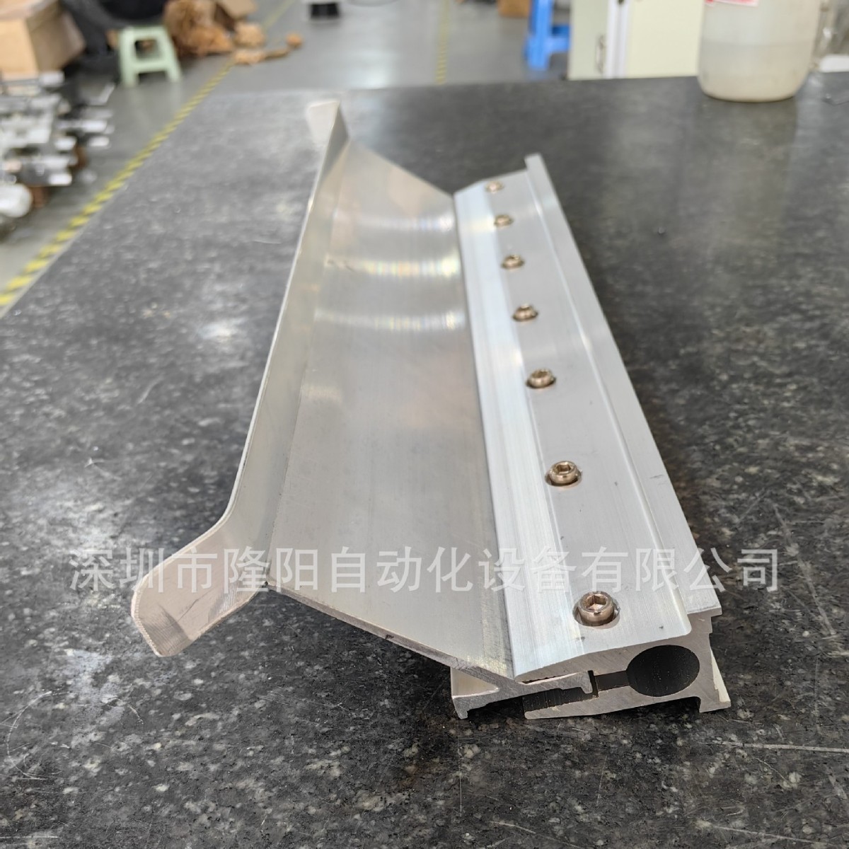 Production of Various Lengths of Scraper, Ink Return Knife, and Oil Return Knife for Ccd Alignment Screen Printing Machines