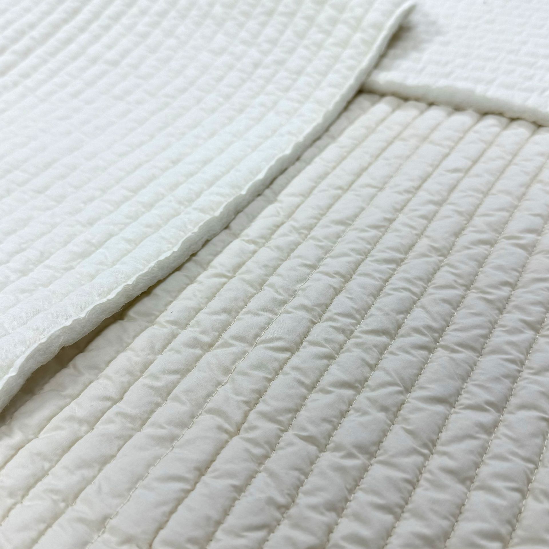 Customized Double-Sided Horizontal Strips Washed Cotton Pure Cotton Quilted Strips Quilted Luggage Cushion Fabric Cotton Fabric Quilting Processing