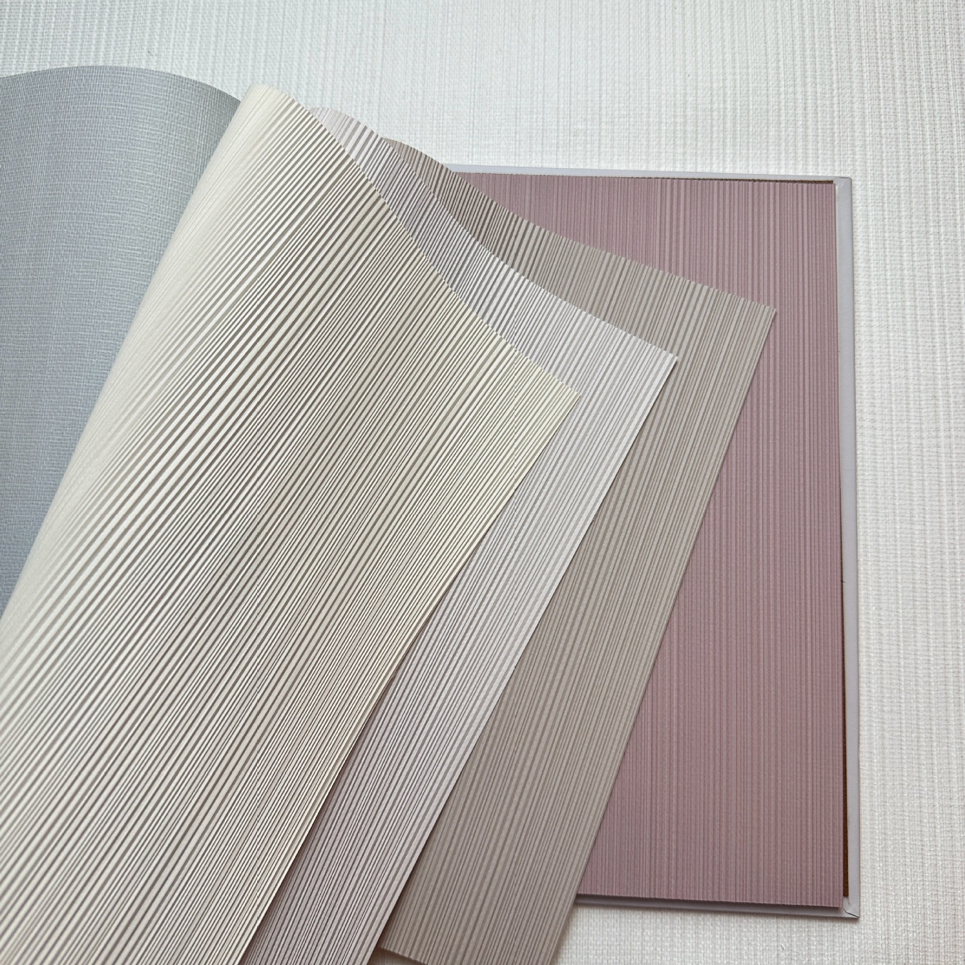 Colorful Thin Striped Vertical Pattern Cross-Patterned Fabric-Based Wall Covering Pvc Engineering Wall Covering for Chain Hotels and Offices, Flame-Retardant, Three-Dimensional Effect 09