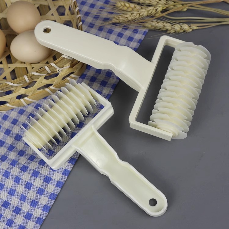 Plastic mesh knife biscuit pizza pie processing mold dough roller knife bread hob baking tool