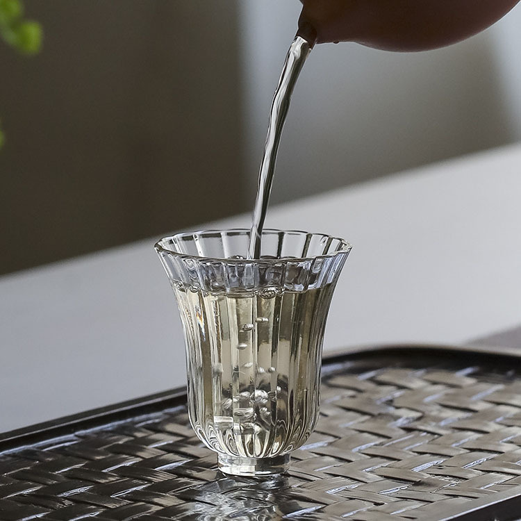 Household vintage glass transparent single cup small cup mini borosilicate small size petals kung fu tea small tea cup single